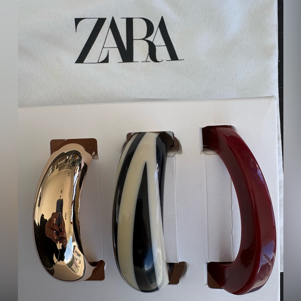 NWT Never Worn Zara Bracelet Stack